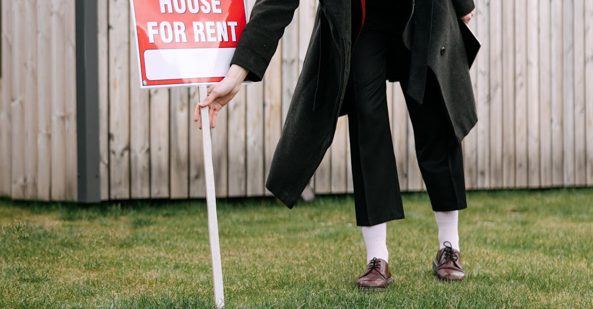 How to Secure Financing for Raw Land Purchases: Loans, Terms, and Approval Tips